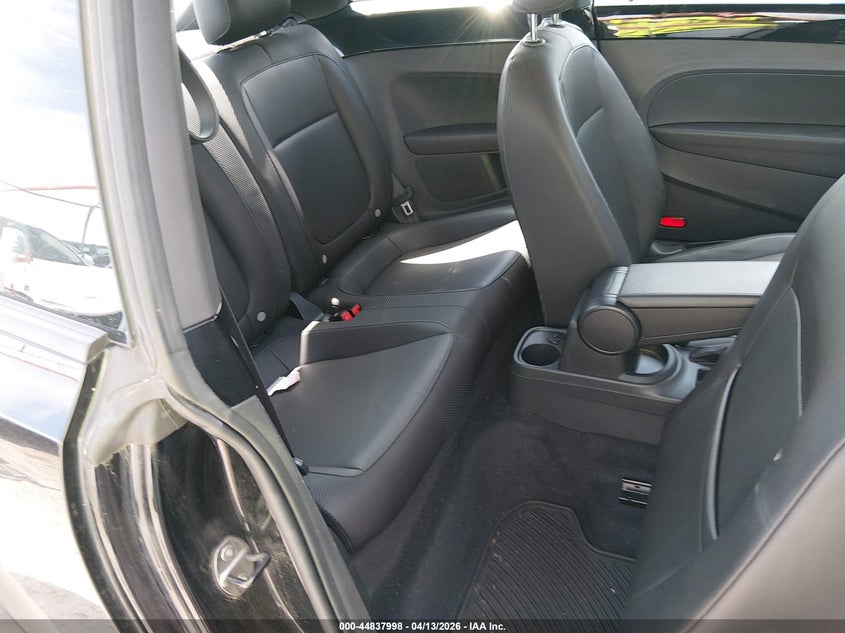 2014 Volkswagen Beetle 1.8T VIN: 3VWJ17AT1EM654574 Lot: 44837998