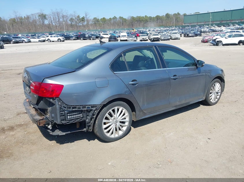 2013 Volkswagen Jetta 2.0 2.0L Tdi grey Lot 111044838036 Vin 3VWLL7AJ4DM359193