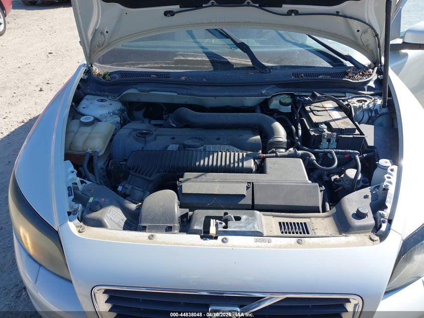 2008 Volvo C30 T5 R-Design/T5 Version 1.0/T5 Version 2.0 VIN: YV1MK672982058138 Lot: 44838048