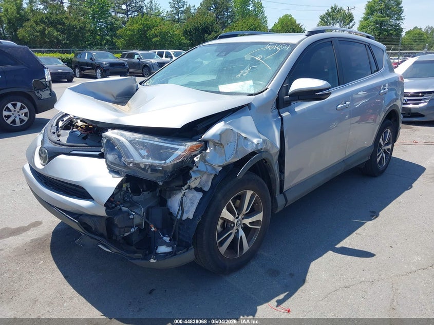 2018 Toyota Rav4 Xle 2T3WFREV1JW501154 photo 1