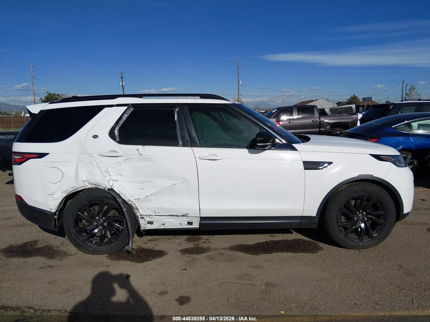 2017 Land Rover Discovery Hse VIN: SALRRBBV1HA045240 Lot: 44838255