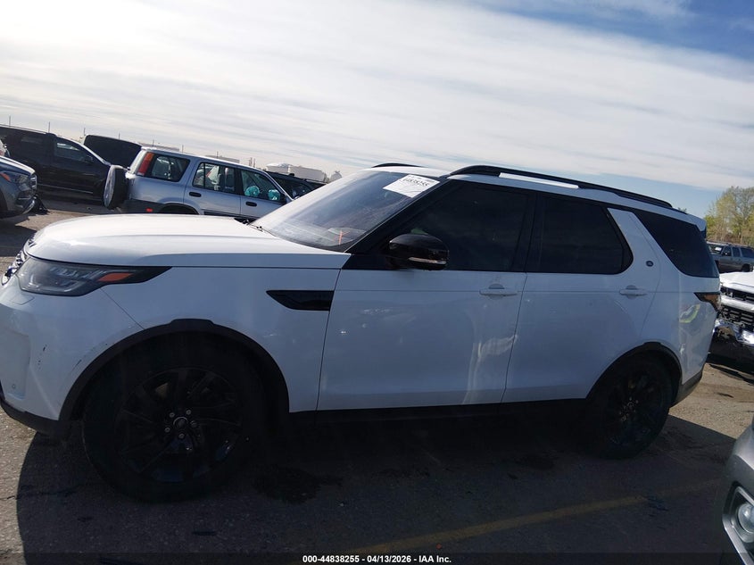 2017 Land Rover Discovery Hse VIN: SALRRBBV1HA045240 Lot: 44838255