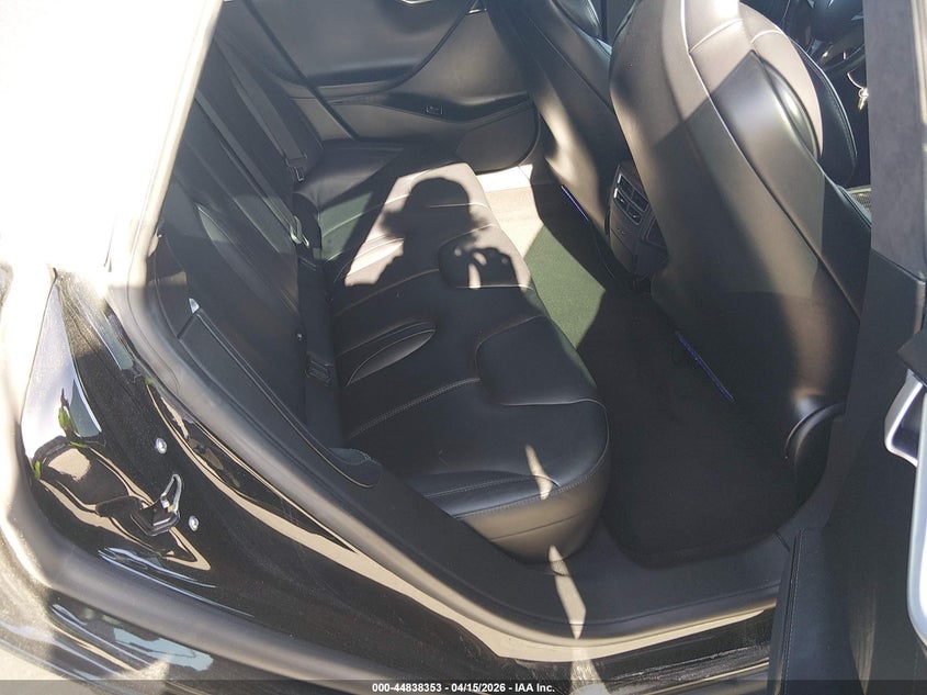 2017 Tesla Model S 100D/60D/75D/90D/P100D VIN: 5YJSA1E2XHF194636 Lot: 44838353