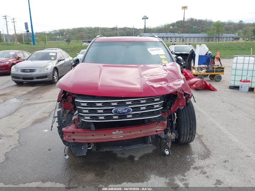 2017 Ford Explorer 3.5 Xlt red Lot 111044838358 Vin 1FM5K7D89HGA27334