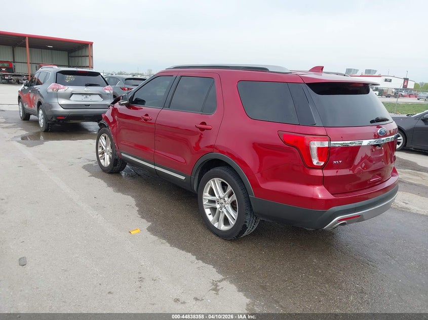 2017 Ford Explorer 3.5 Xlt red Lot 111044838358 Vin 1FM5K7D89HGA27334