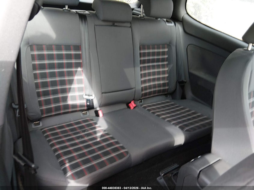 2007 Volkswagen Gti 2-Door VIN: WVWFV71K77W118171 Lot: 44838383