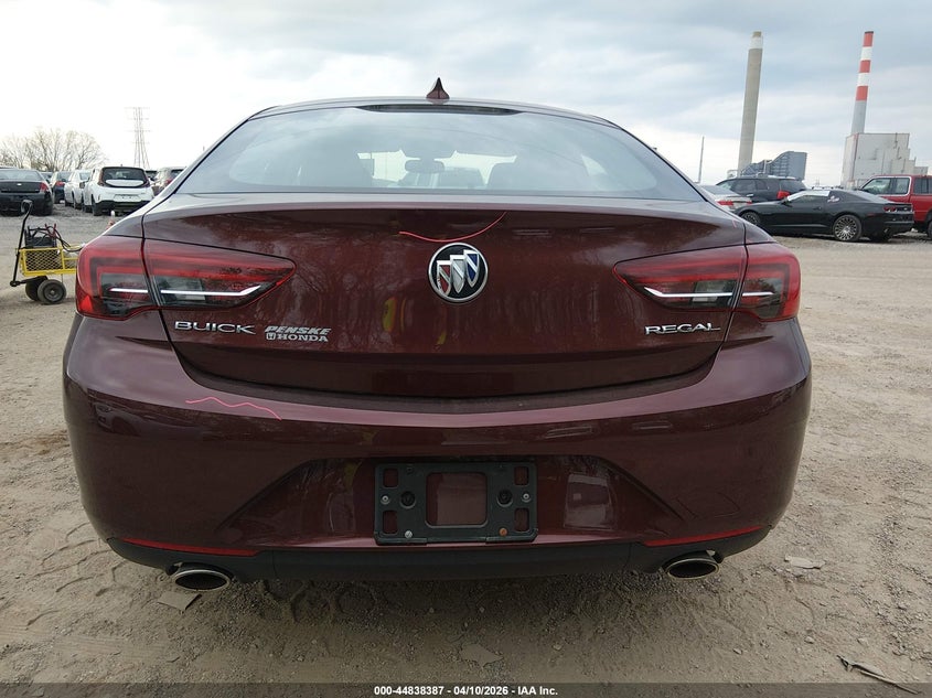 2018 Buick Regal Sportback Essence VIN: W04GP6SX0J1135850 Lot: 44838387