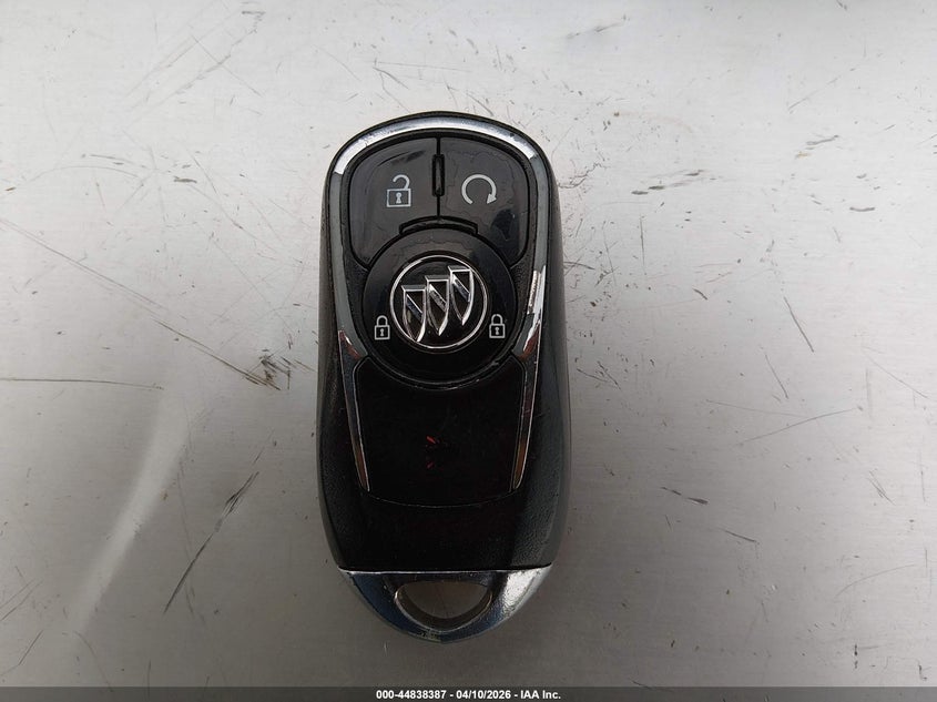 2018 Buick Regal Sportback Essence VIN: W04GP6SX0J1135850 Lot: 44838387