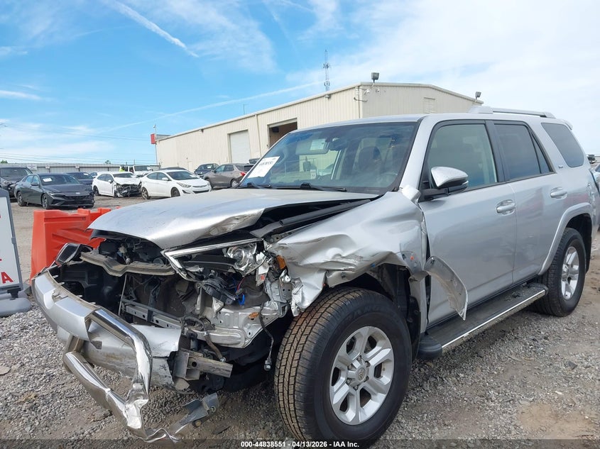 2017 TOYOTA 4RUNNER auction photo 6