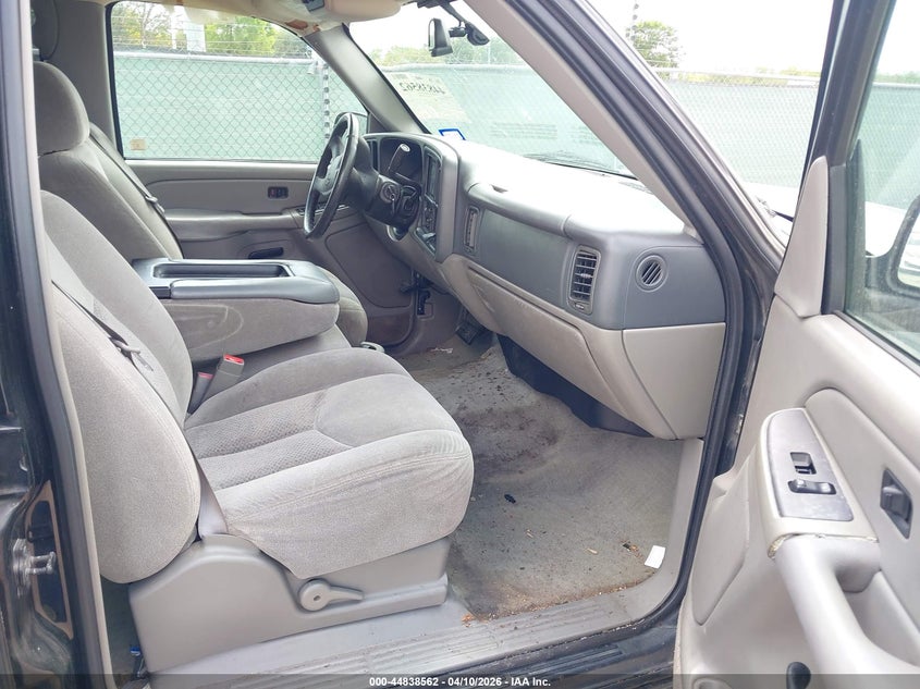 2004 Chevrolet Suburban 1500 Ls