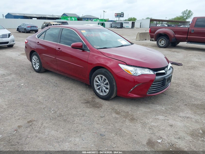 2016 Toyota Camry Le