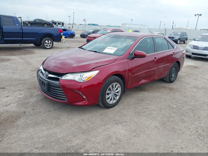 2016 Toyota Camry Le