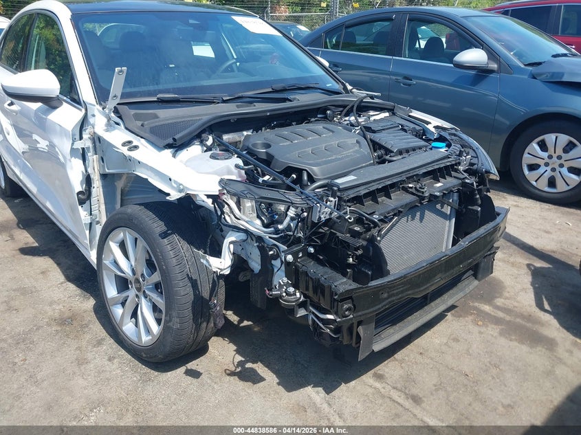 2025 Audi A3 Premium 40 Tfsi Quattro S Tronic VIN: WAUGUDGYXSA069259 Lot: 44838586