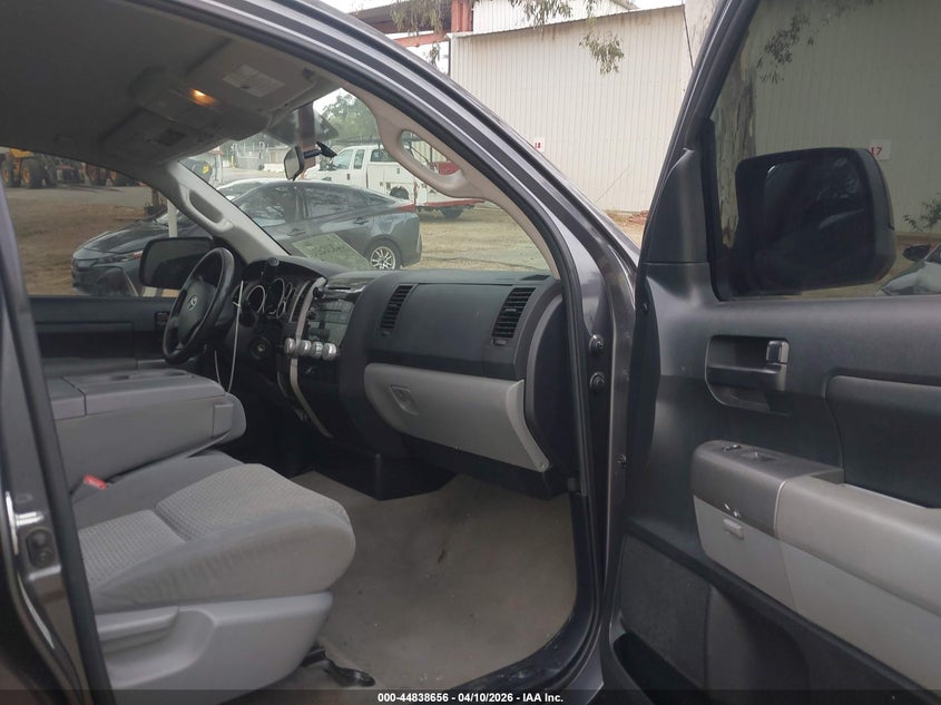 2011 Toyota Tundra Grade 4.6L V8