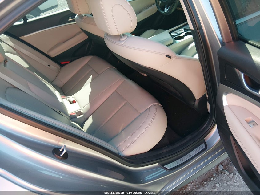 2021 Genesis G70 2.0T Rwd VIN: KMTG64LA4MU067175 Lot: 44838659