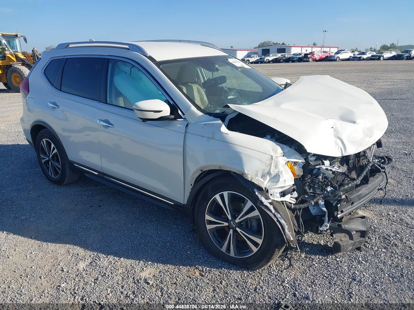 2018 NISSAN ROGUE SL