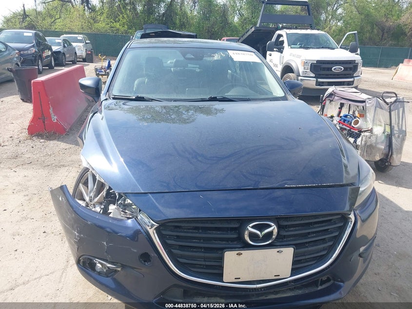 2018 Mazda Mazda3 Touring VIN: 3MZBN1V39JM238329 Lot: 44838750