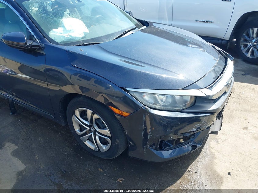 VIN 2HGFC2F51JH526345 2018 HONDA CIVIC LX