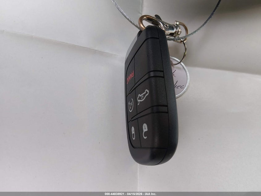 2015 Jeep Grand Cherokee Overland VIN: 1C4RJFCG5FC646495 Lot: 44838921