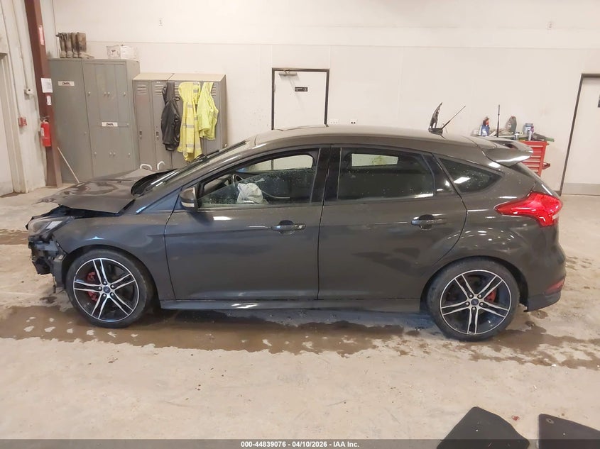 2015 Ford Focus St VIN: 1FADP3L91FL285717 Lot: 44839076