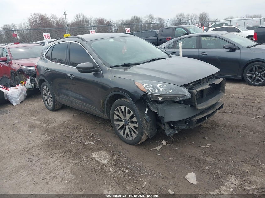 2020 Ford Escape Titanium