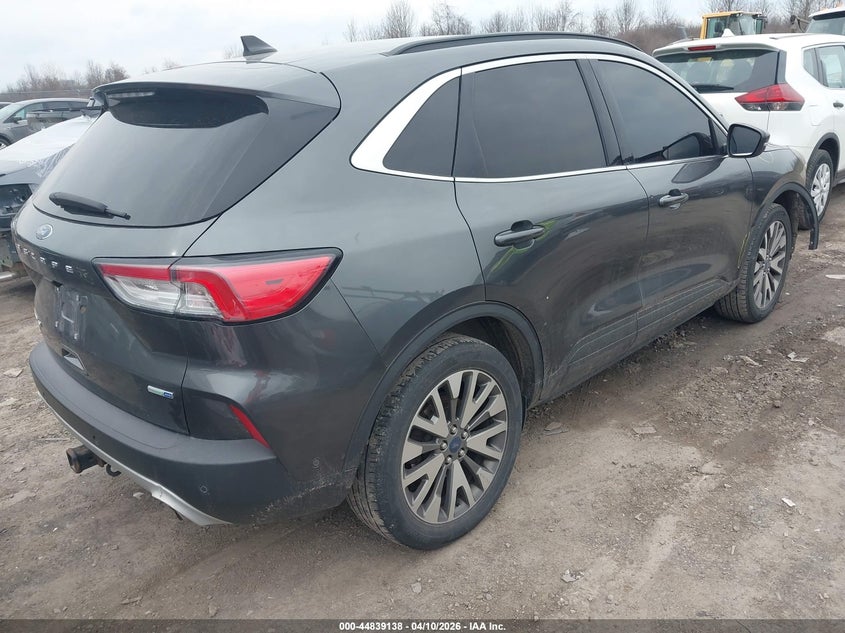 2020 Ford Escape Titanium