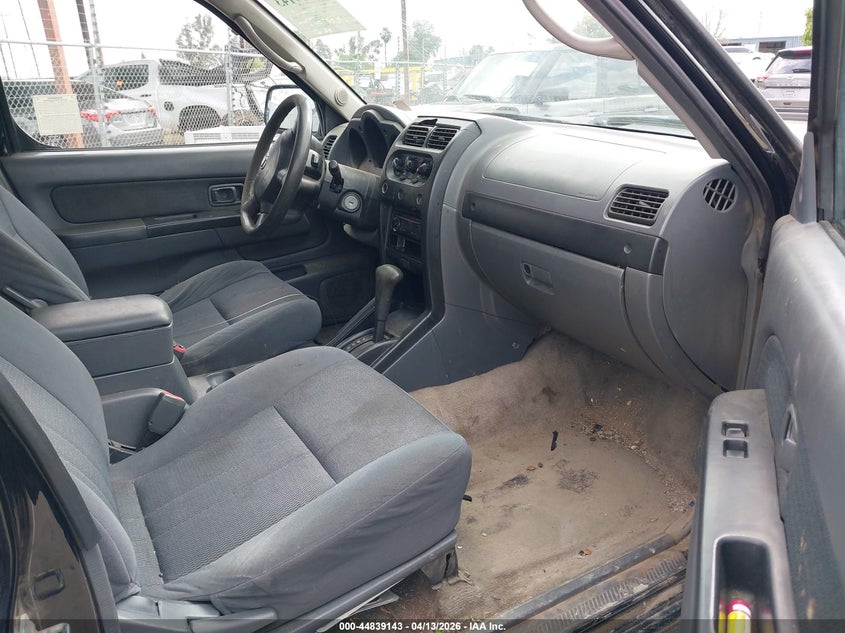 2004 Nissan Frontier Xe-V6