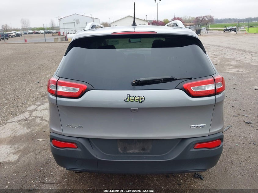 2015 Jeep Cherokee 2.4 Latitude silver Lot 111044839169 Vin 1C4PJMCB2FW513269