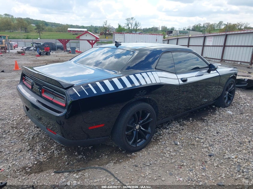 2C3CDZBT0GH237028 2016 Dodge Challenger 5.7 R/T Plus black