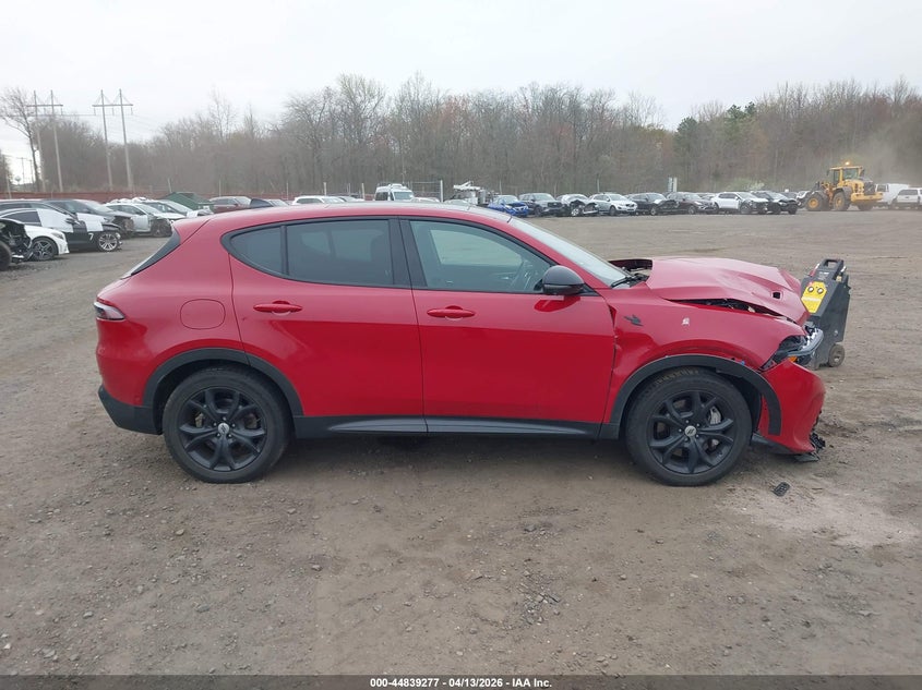 2024 Dodge Hornet R/T Plus Eawd VIN: ZACPDFDW4R3A17502 Lot: 44839277