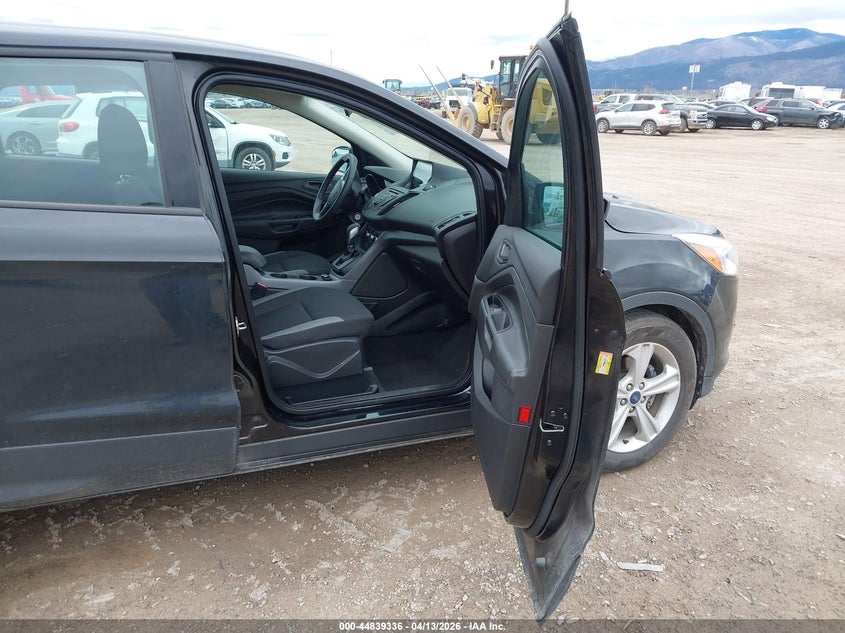 2015 Ford Escape 2.5 S black Lot 111044839336 Vin 1FMCU0F77FUA92209