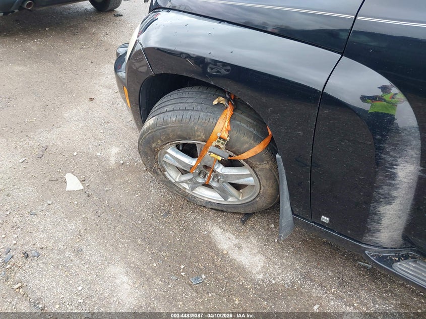 2008 Chevrolet Hhr Lt VIN: 3GNDA23P58S606683 Lot: 44839387