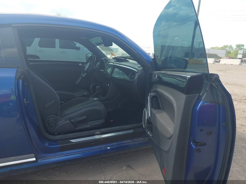 2013 Volkswagen Beetle Turbo