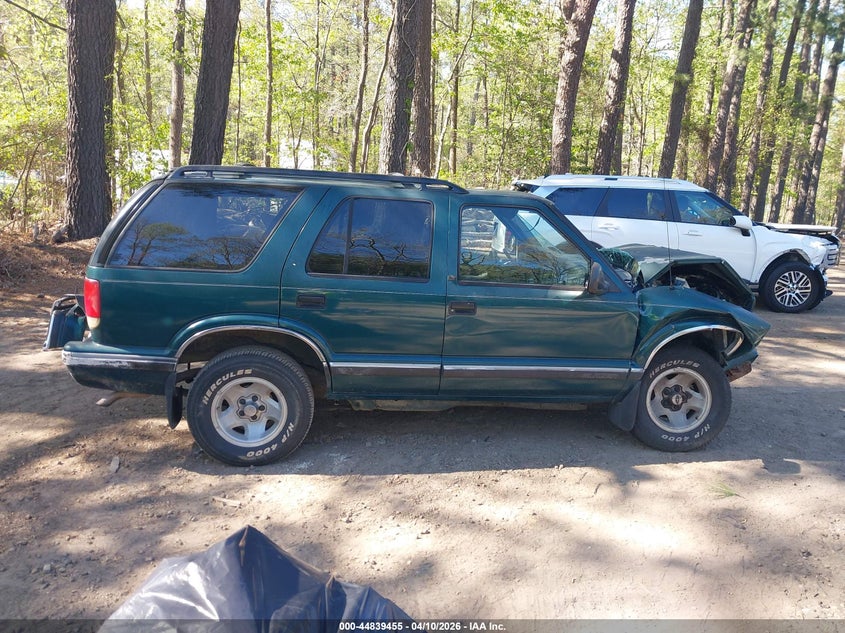 1997 Chevrolet Blazer Lt VIN: 1GNCS13W7VK146007 Lot: 44839455