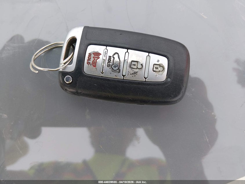 2013 Hyundai Veloster Turbo W/Black VIN: KMHTC6AE2DU138411 Lot: 44839555