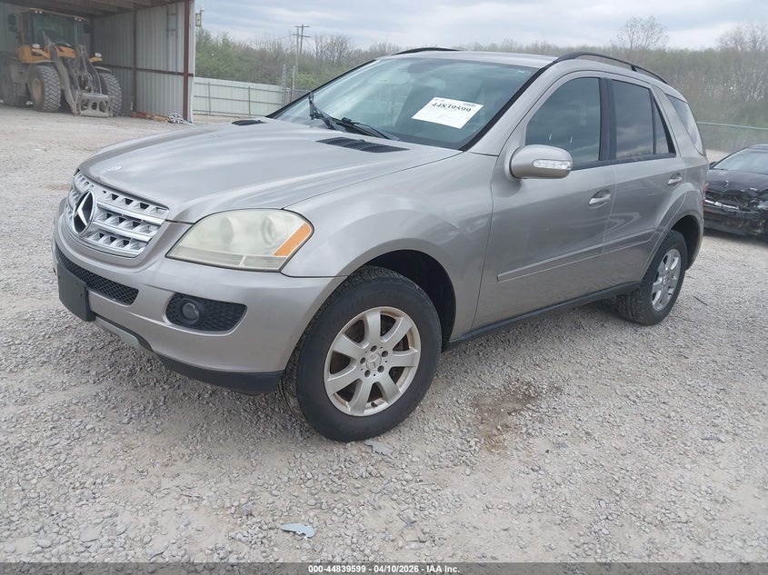 2006 Mercedes-Benz Ml 350 4Matic VIN: 4JGBB86E26A080677 Lot: 44839599