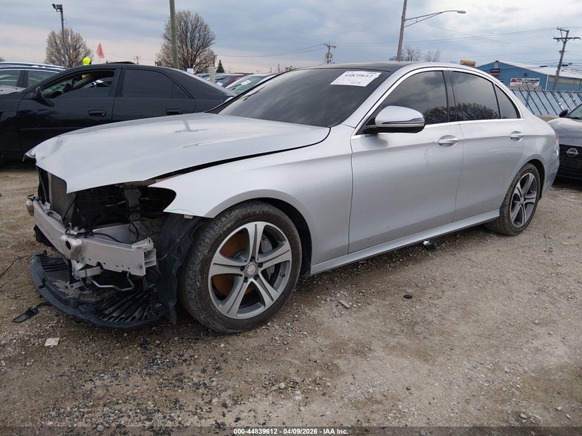 2017 Mercedes-Benz E 300 4matic WDDZF4KB2HA122544 photo 1