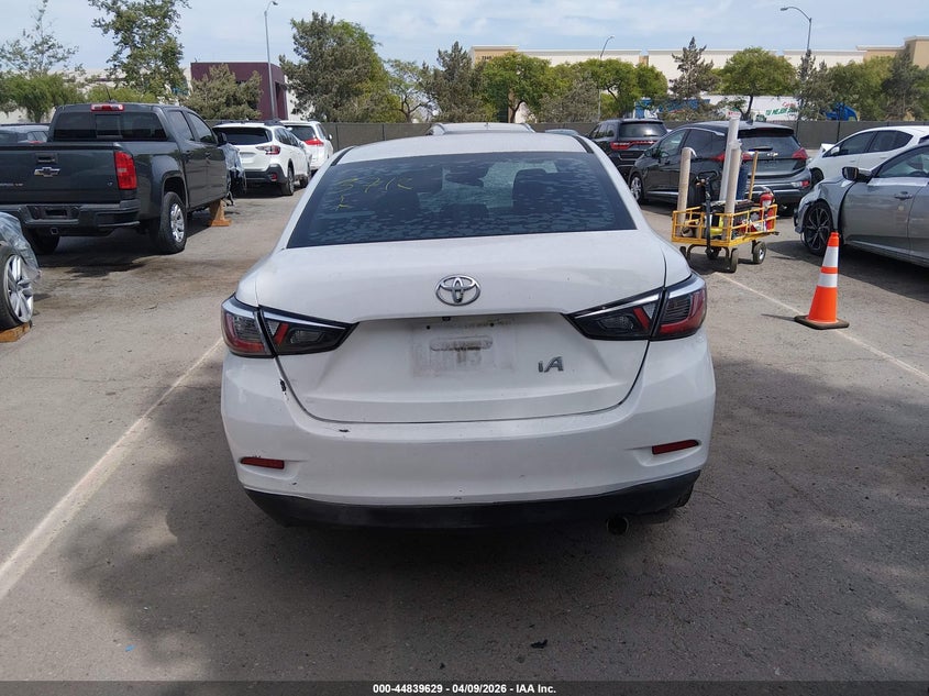 VIN 3MYDLBYV0HY193712 2017 TOYOTA YARIS IA