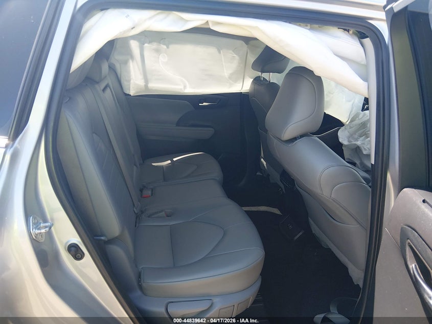 AtlanticExpress - Toyota Highlander