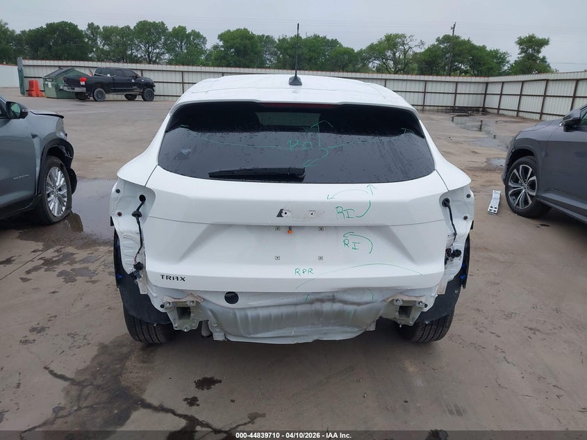 VIN KL77LFEP8SC304612 2025 CHEVROLET TRAX FWD LS