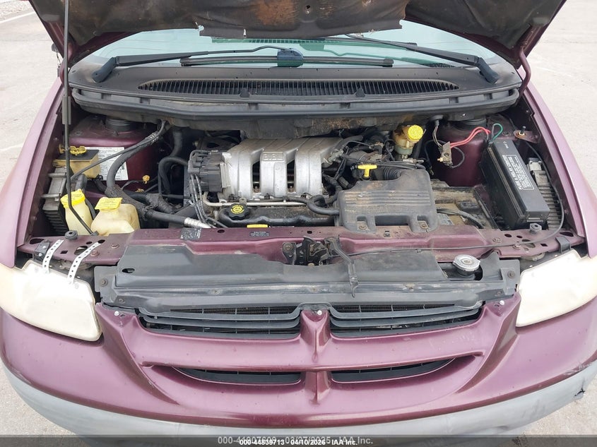 1998 Dodge Grand Caravan Se VIN: 1B4GP44G9WB751973 Lot: 44839713