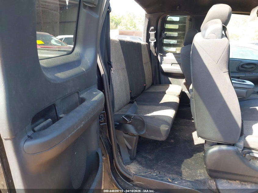 2003 FORD F-150 auction photo 8