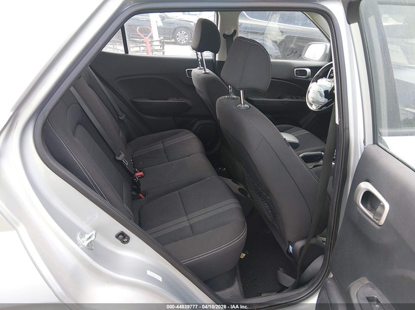 2021 Hyundai Venue Sel VIN: KMHRC8A32MU116204 Lot: 44839777