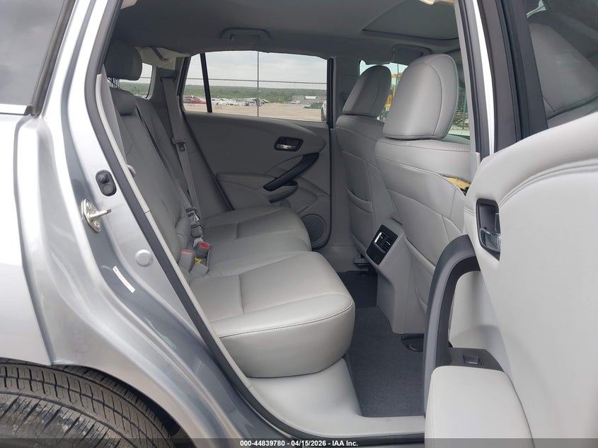 2017 Acura Rdx Advance Package VIN: 5J8TB3H76HL015186 Lot: 44839780