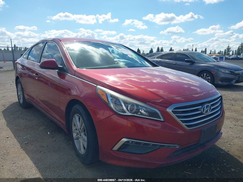 5NPE24AF3FH071974 HYUNDAI SONATA Photo 1