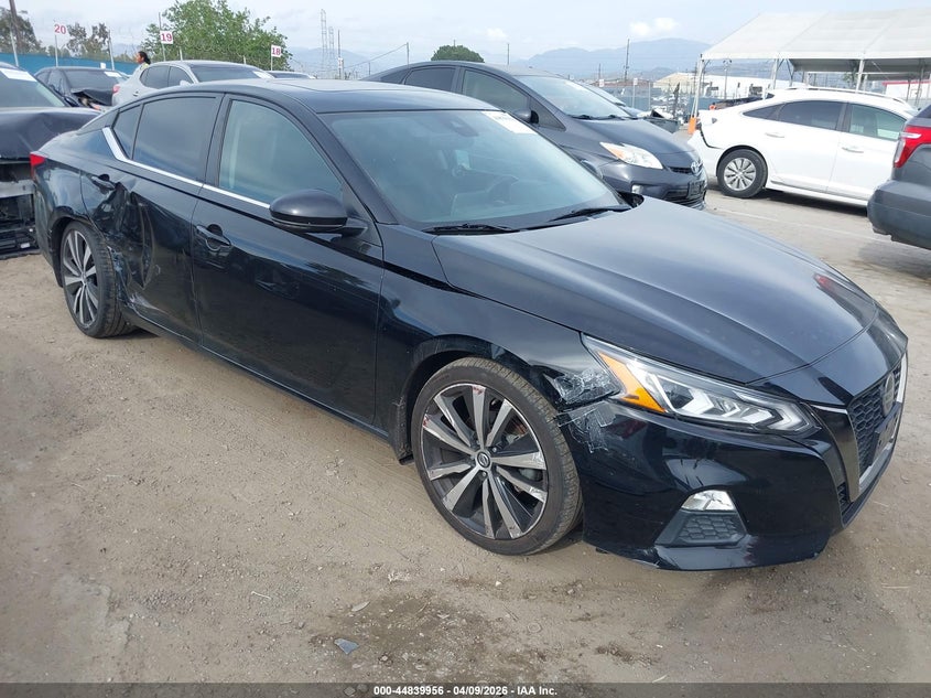 2022 Nissan Altima Sr Vc-Turbo Fwd