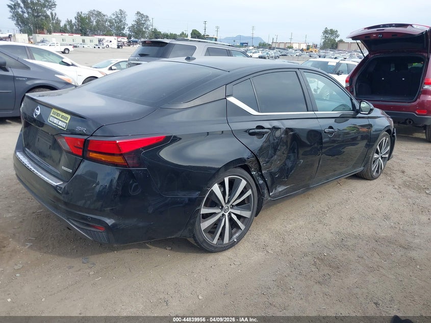 2022 Nissan Altima Sr Vc-Turbo Fwd