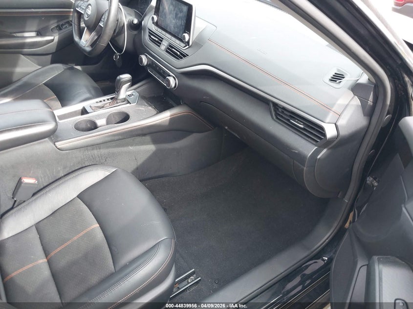 2022 Nissan Altima Sr Vc-Turbo Fwd