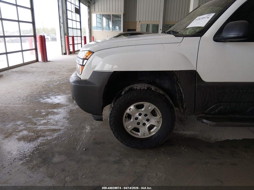 2005 Chevrolet Avalanche 1500 Z71 VIN: 3GNEK12Z75G103377 Lot: 44839974