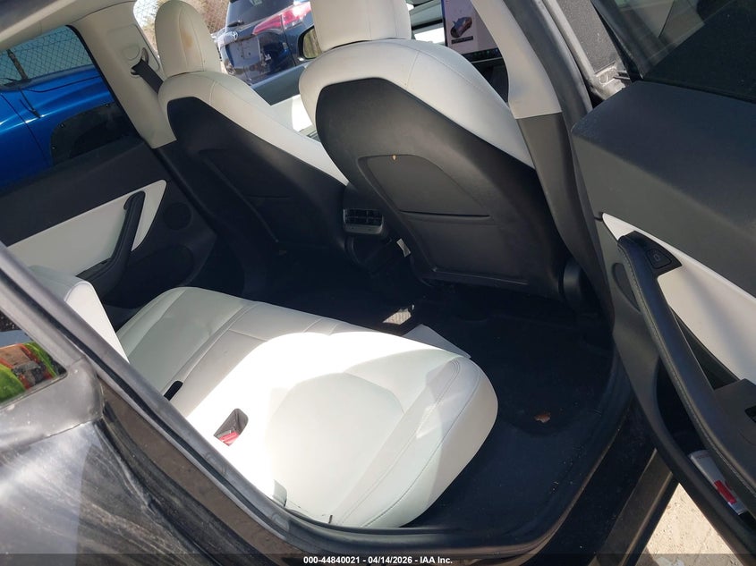 2021 Tesla Model Y Long Range Dual Motor All-Wheel Drive VIN: 5YJYGDEE1MF158512 Lot: 44840021